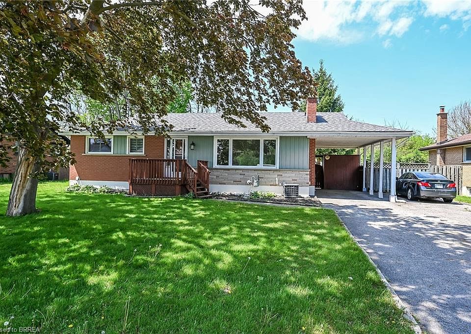 1st image of 15 Tranquility St