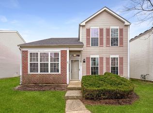 900 Symphony Dr, Aurora, IL