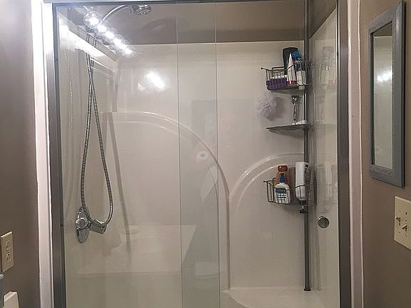 Newly renovated bathroom 