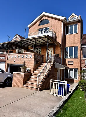 Rented by Bohemia Realty Group | media 13