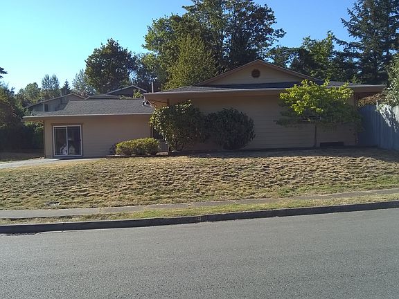 3rd image of 17410 NE 22nd St