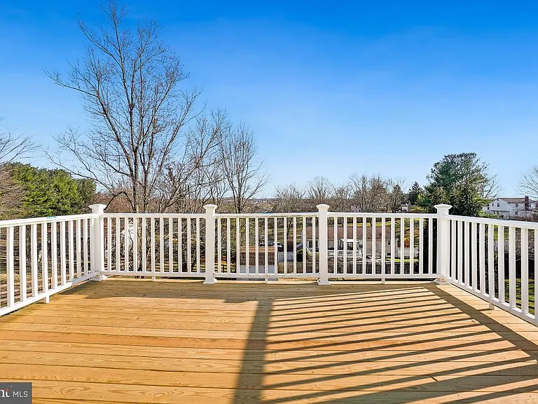 12316 Fountain Dr — Photo 41