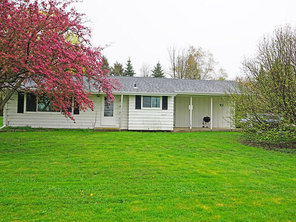 1st image of 101 S Oakridge Dr