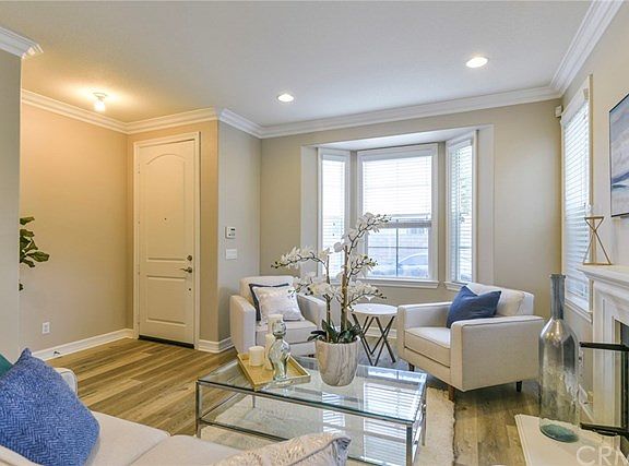 3rd image of 2102 Canyon Cir