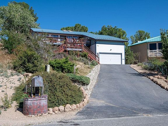 2nd image of 133 Summit Rd