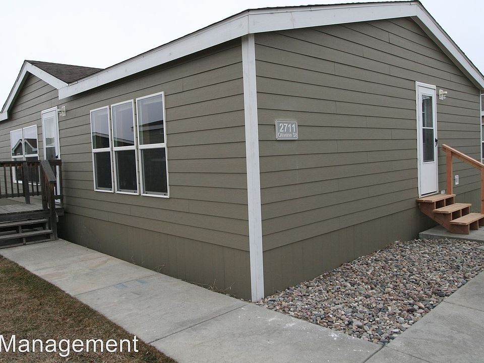 1st image of 2711 Olivine St