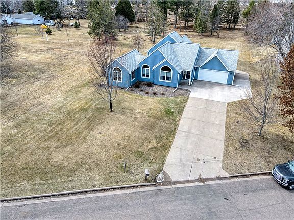 3rd image of 416 Royal Crest Drive
