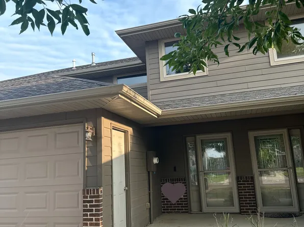 8504 W Lavern Wipf St, Sioux Falls, SD 57106