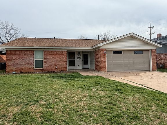 2nd image of 2641 Raintree Cir