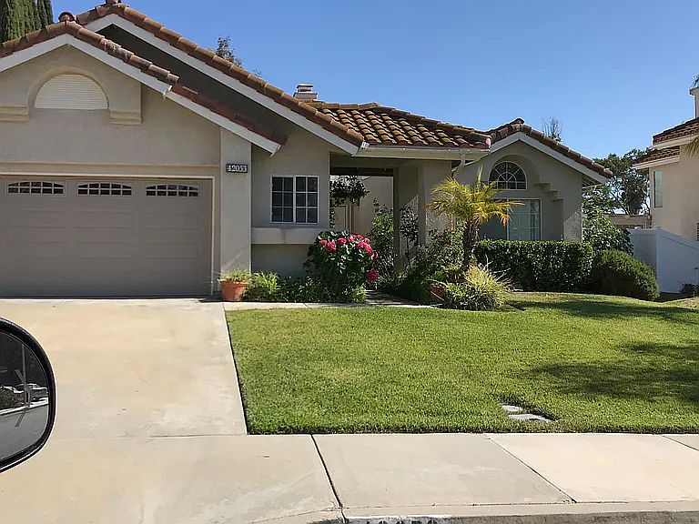 1st image of 42053 Avenida Vista Ladera