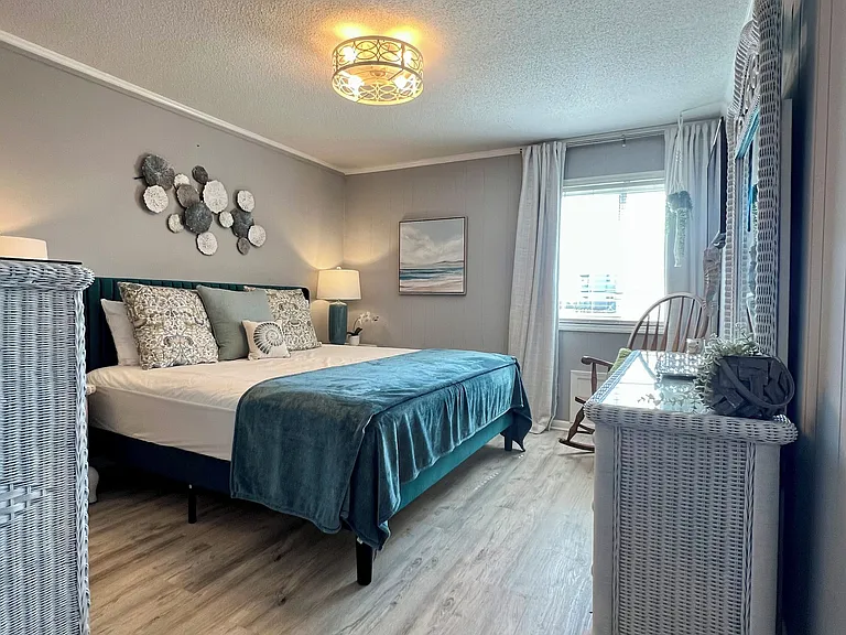 Main bedroom
