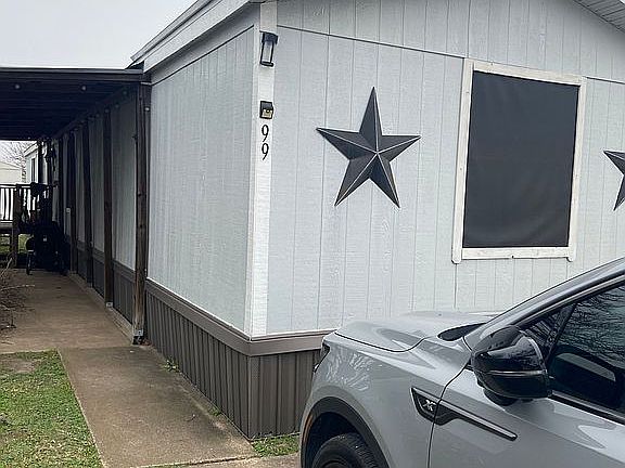 3rd image of 3400 Robinson Dr Trailer 99