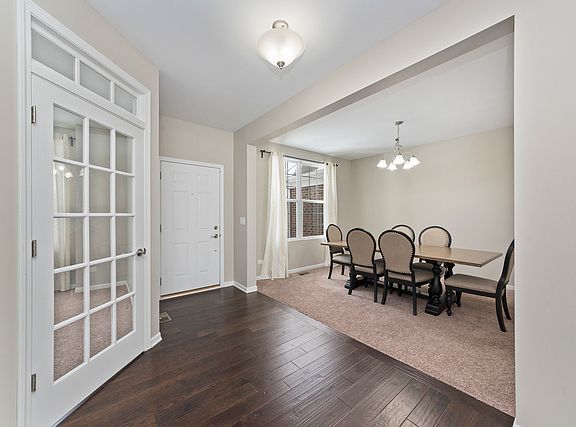 3rd image of 1525 Fir Ln