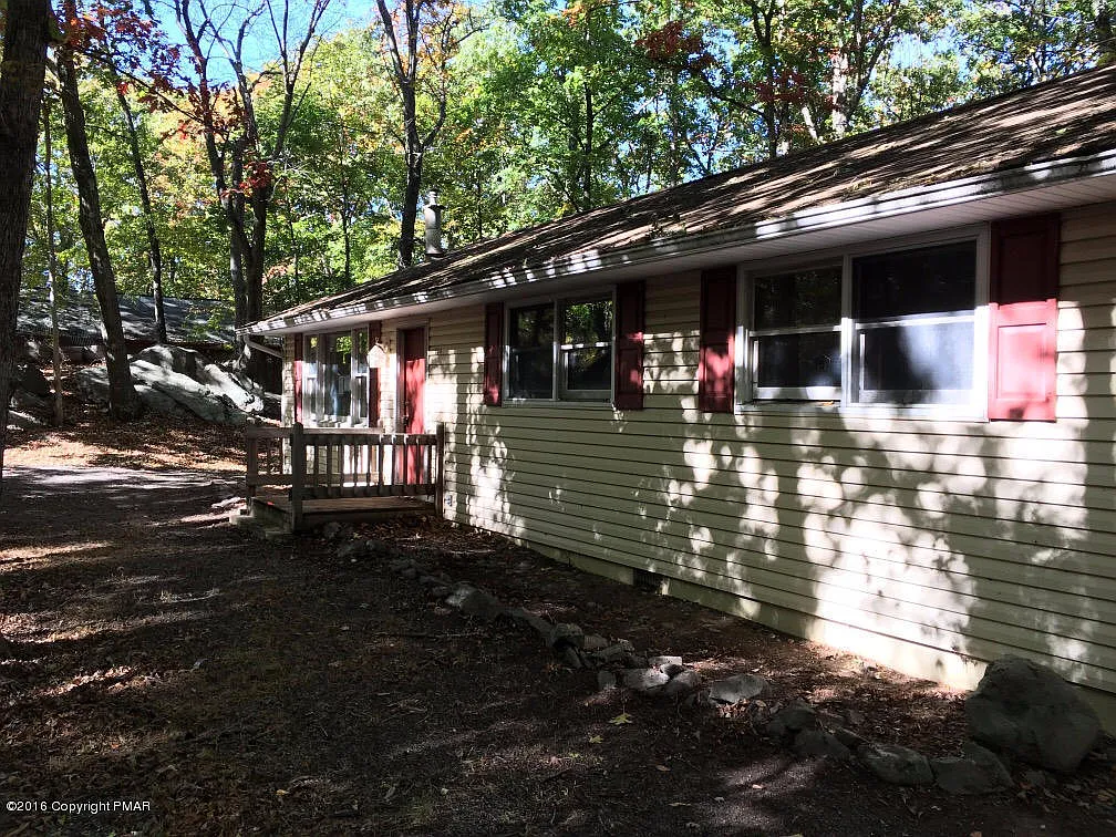 1108 Summit Ter photo 1