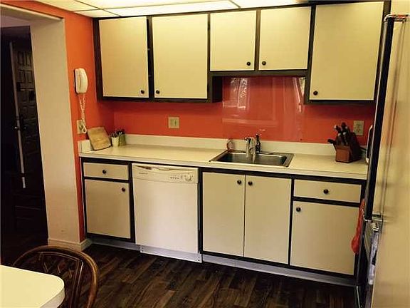 5th image of 1800 SE Saint Lucie Blvd APT 9-201