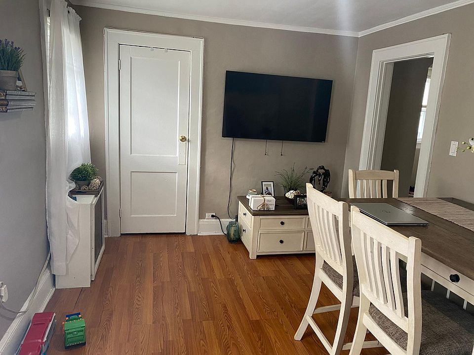 1st image of 62 Yale Ave #2