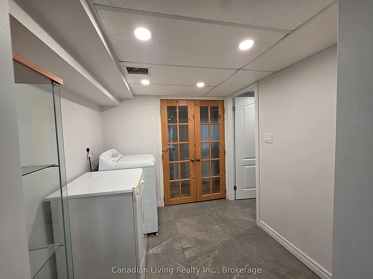 143 Avenue Rd #LOWER — Photo 17
