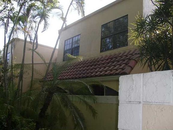 3rd image of 20941 Bay Ct #1262