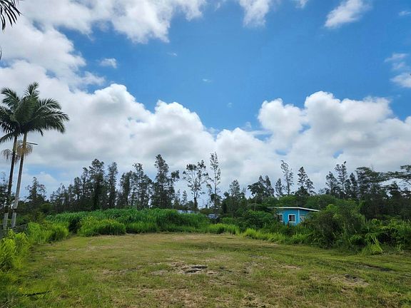 3rd image of Pukalani Dr