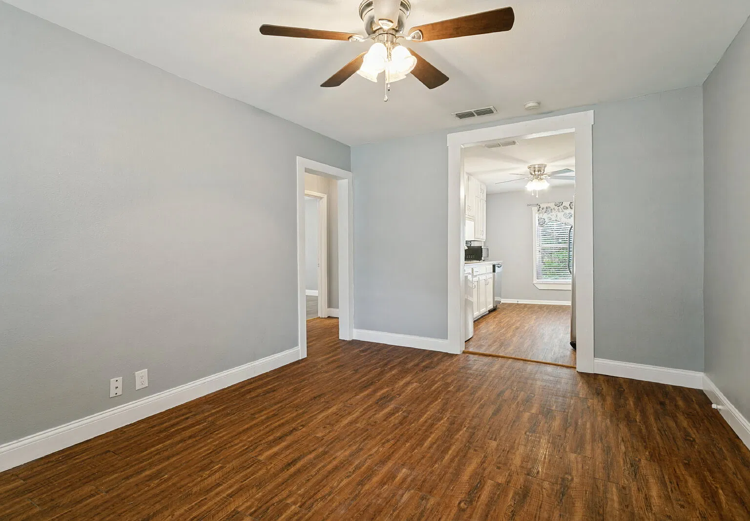 2 bed, 1.0 bath, 750 sqft, $1,350 — Photo 1