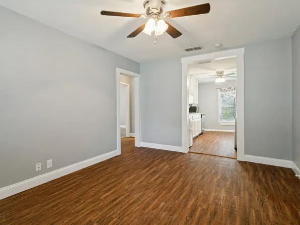 3932 Bryce Ave, Fort Worth, TX 76107