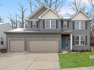 362 Victory Height Dr, O'Fallon, MO 63366