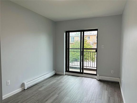 5th image of 220 Bay 44th St #220B