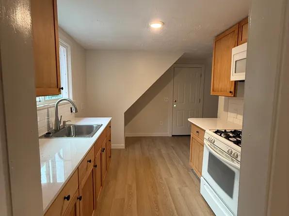432 Hayward Ave #Up, Rochester, NY 14609