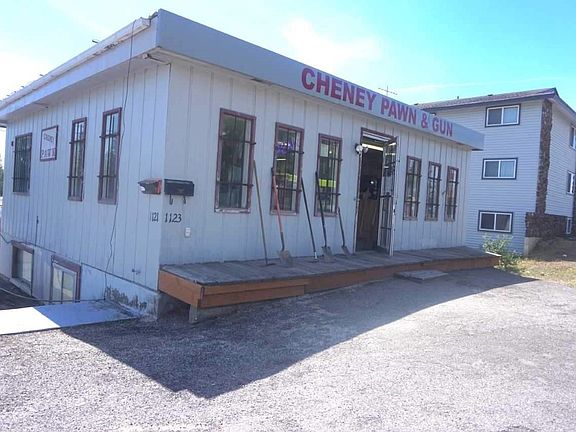 2nd image of 1123 1st St