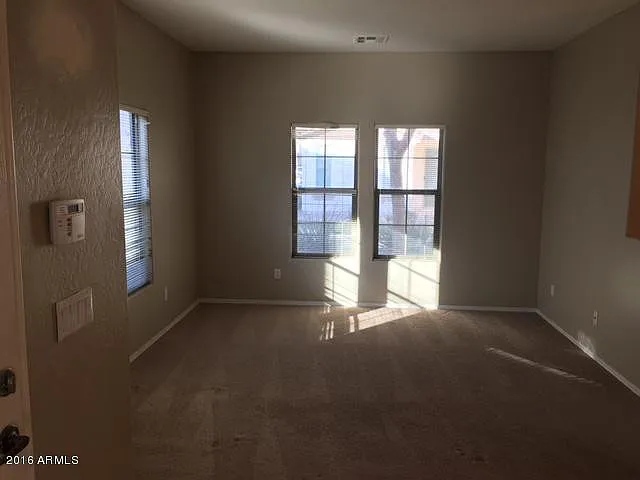 17730 W Banff Ln — Photo 6