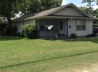 508 W North Commerce St, Wills Point, TX 75169