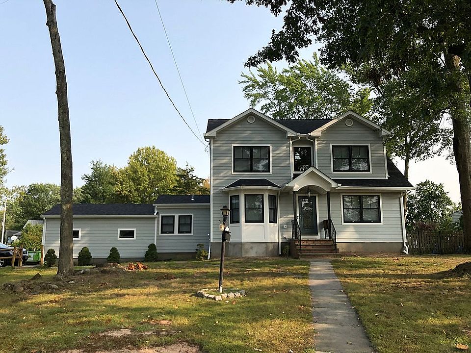 2nd image of 328 Elkwood Ave