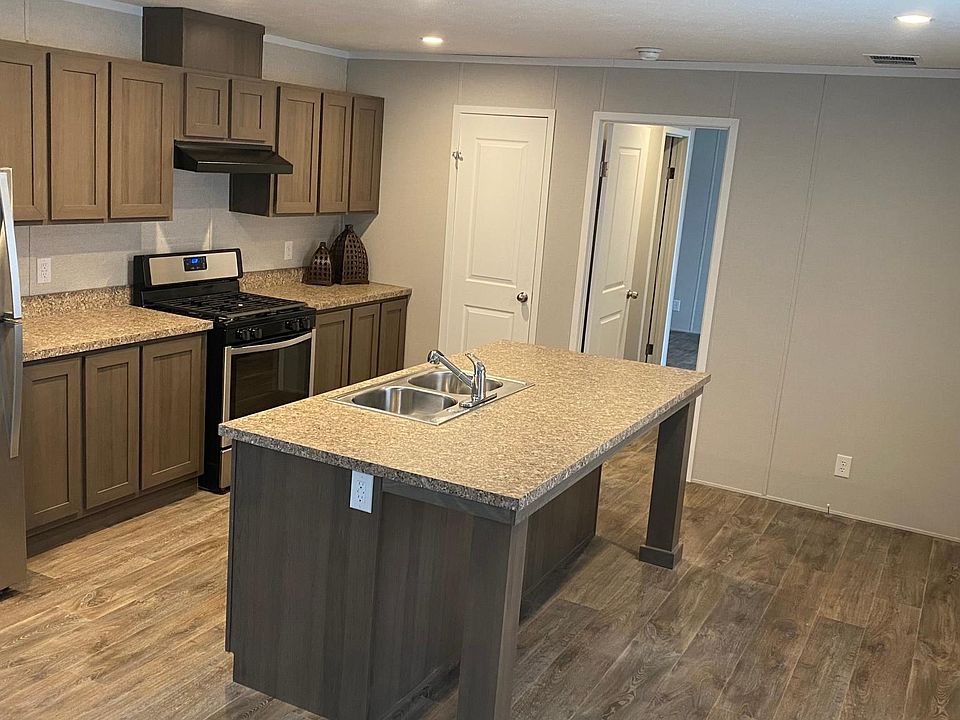 1st image of 251 Park Ln