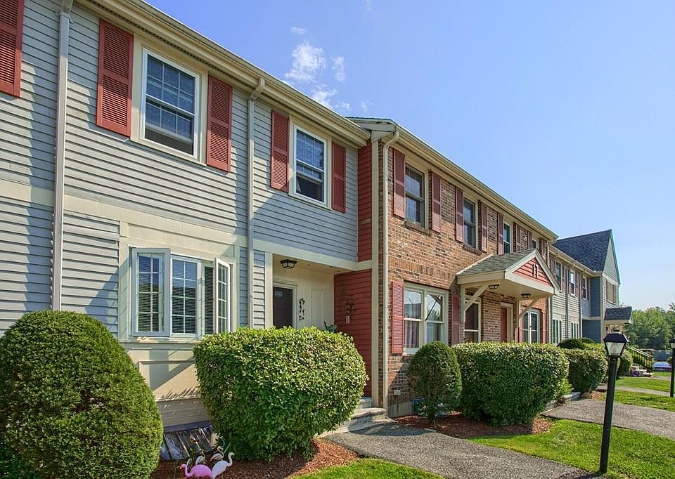 1st image of 17 Fernwood Dr APT C