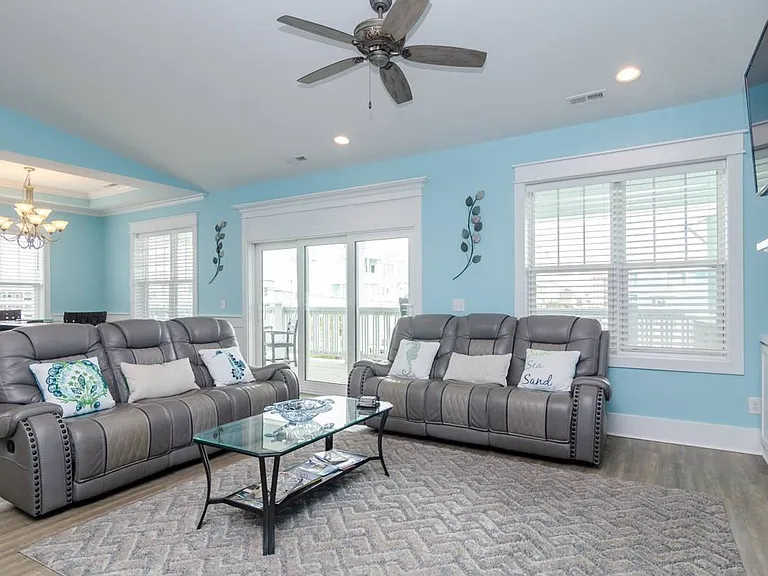 1211 N Fort Fisher Blvd #B — Photo 9
