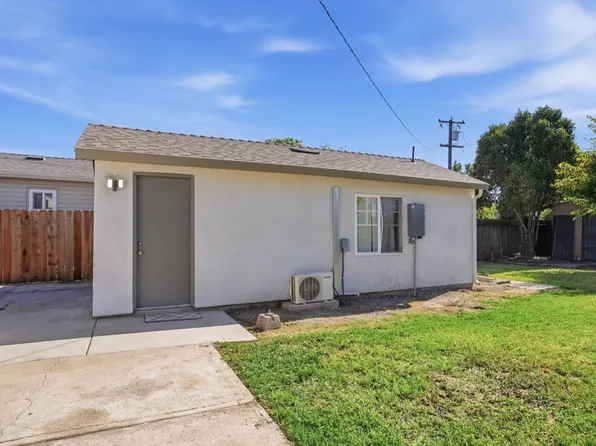 1913 S California St #1, Stockton, CA 95206