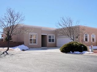 4 Tres Hermanas Rd, Santa Fe, NM 87508