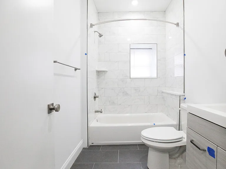 3619 Powelton Ave #1R — Photo 8