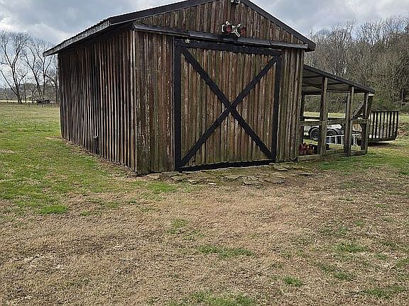 5th image of 322 Ostella Rd