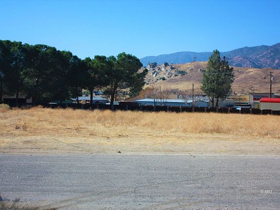 2nd image of Wagon Wheel Dr