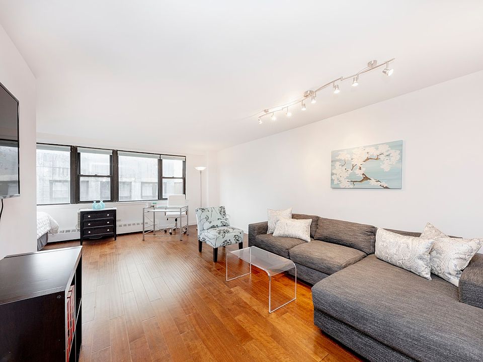 1st image of 230 E 15th St APT 8H