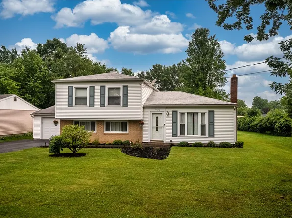 109 11th St, Greenville, PA 16125