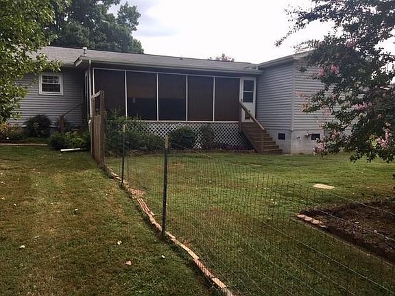 2nd image of 194 Linder Ln
