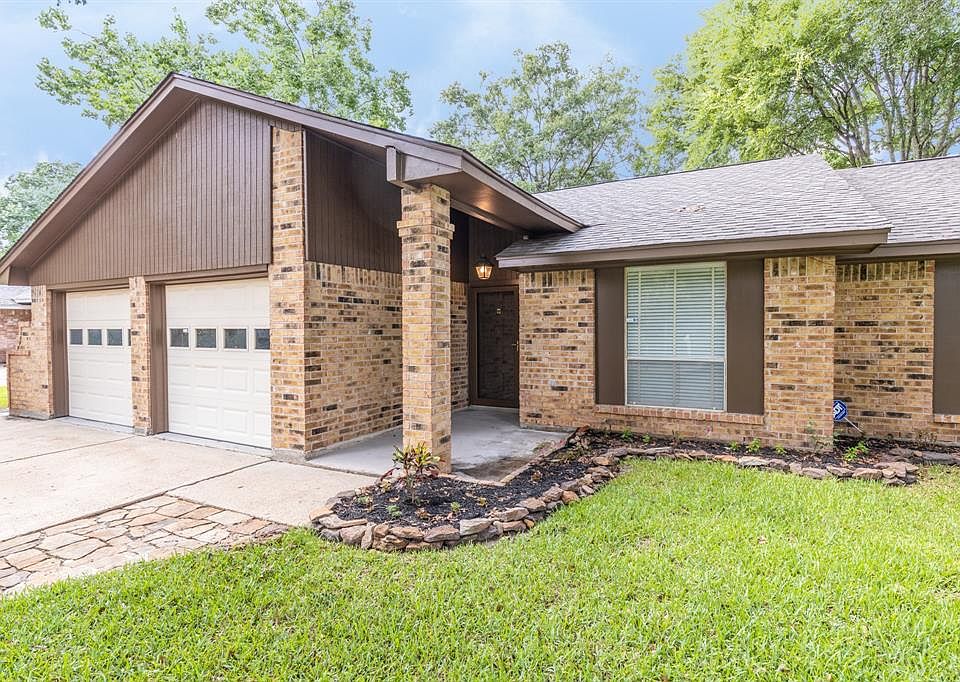 1st image of 2623 Longleaf Pines Dr