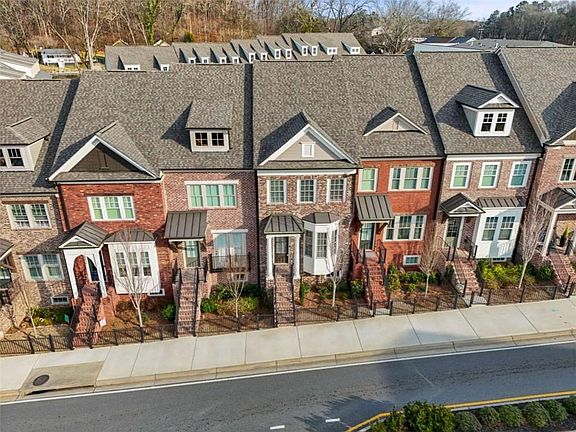 4th image of 4466 Lemon St
