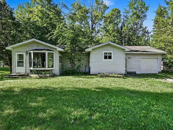 7579 Hillsdale Dr, Hale, MI 48739