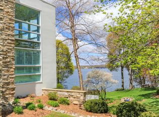 N1824 E Valley Park Rd, Lake Geneva, WI 53147