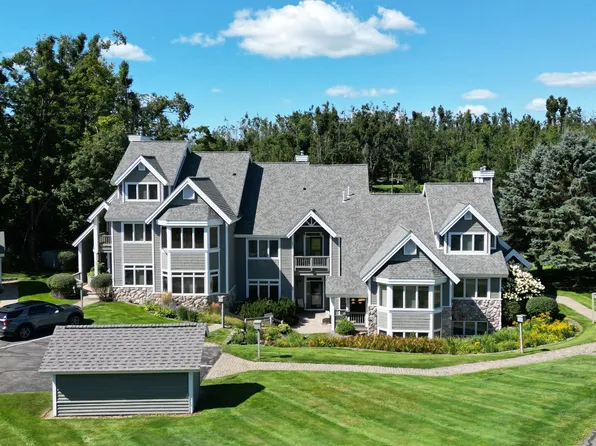 4686 Fazio Dr #2D, Gaylord, MI 49735