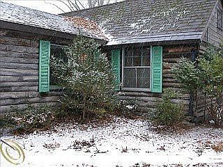 3rd image of 436 Parkdale Ave