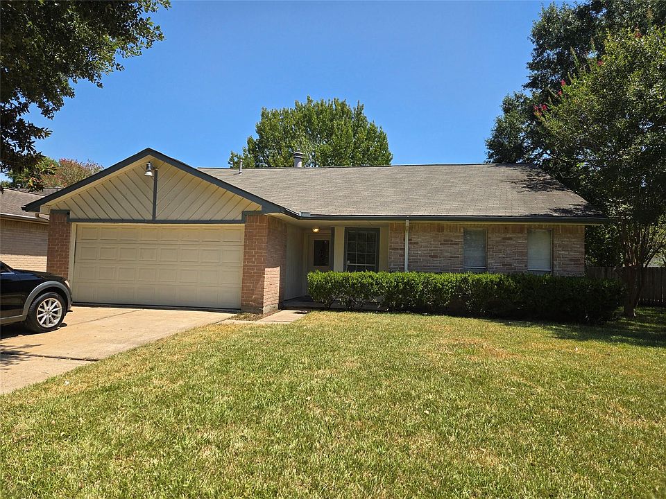 1st image of 2515 Maple Tree Ct